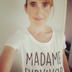 Tee-shirt "Madame Survivor" de la marque My Boobs Buddy engagée dans la lutte contre le cancer du sein